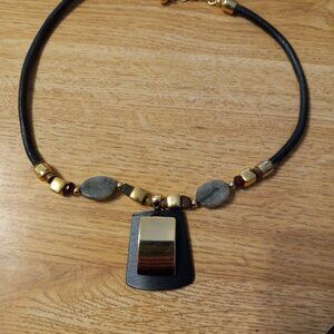 VINTAGE SIGN CHICO'S Gold tone PENDANT NECKLACE